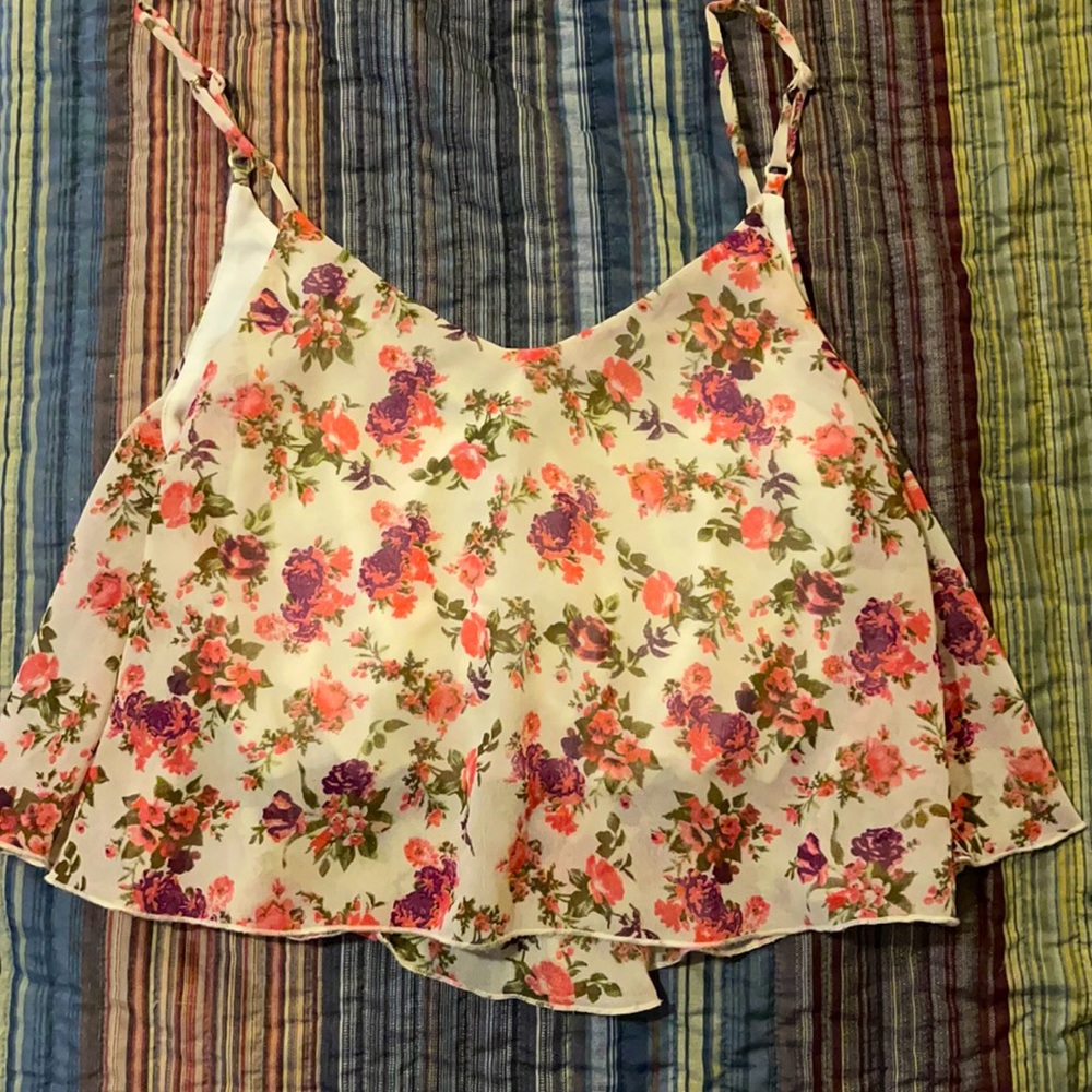 Crop top - Picture 2 of 3
